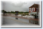 000711-000712-Med-14_04 * Cafe Gondree - f�rste befriede franske hus p� D-dag * 768 x 512 * (98KB)
